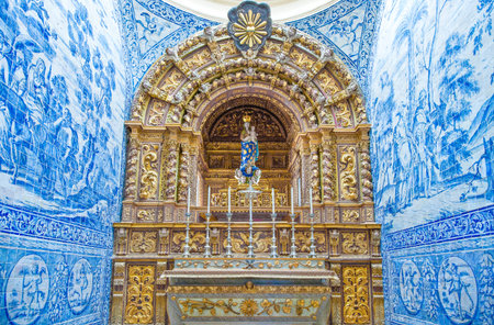 Faro, Portugal - August 24, 2010: Algarve region, Largo da SÃ¨,  an altar of the Cathedralのeditorial素材