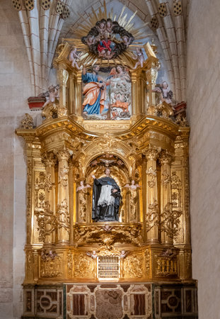 Burgos, Spain - June 15, 2018: A golden altar in the side aisle of the Cathedral of Saint Maryのeditorial素材