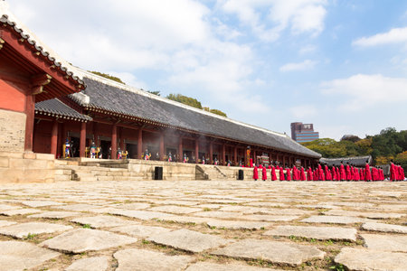 1 November 2014, Seoul, South Korea: Jerye ceremony held twice per year in Jongmyo Shrine to worship the Confucian tablets of the 19 emperors Enshrined here. Jongmyo is a UNESCO world heritage site.のeditorial素材