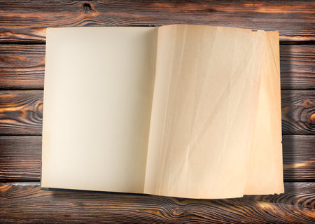Open book on a tableの写真素材