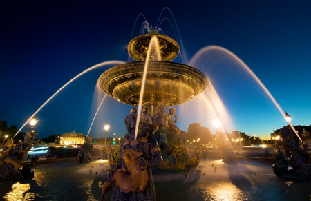 Illuminated Fountain de Mersの写真素材