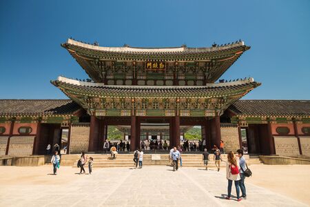 Geunjeongmun Gate in Gyeongbokgung Palace. Geunjeongmun Gate is one of gate in Gyeongbokgung Palaceのeditorial素材