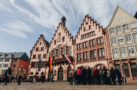 HEIDELBERG, GERMANY - OCTOBER 12 Marktplatz Heidelberg on October 12, 2019. Marktplatz is one of Heidelbergâs oldest squares and a landmark in the cityâs Altstadt.Marktplatz shows a glimpse of Heidelbergâs historic heart.のeditorial素材