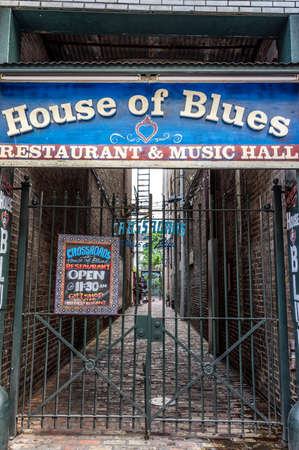 New Orleans, LA USA - Jun 2, 2013  -  House of Blues Sign & Entranceのeditorial素材