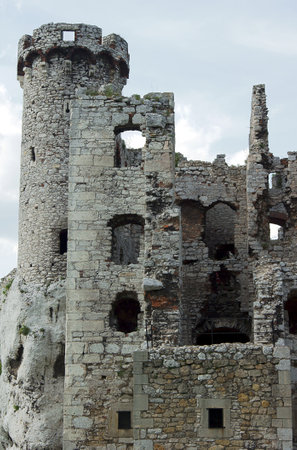 turret ruined castle in Ogrodzieniecのeditorial素材