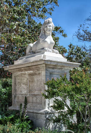 Monument in the garden of Aranjuez Royal Palaceのeditorial素材