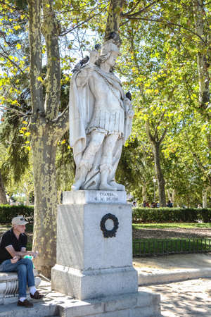 Madrid-September, 13,2017: statue king of the Visigothis visigothic kingdom in Madrid-on September 13, 2017 in Madrid, Spainのeditorial素材
