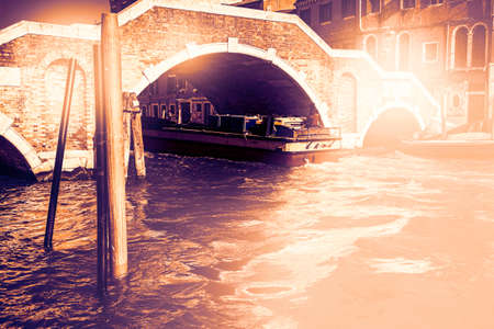Deserted Venice at dawn in a contemporary style.  Museum City is situated across a group of islands that are separated by canals and linked by empty bridges.のeditorial素材