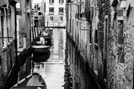 Deserted Venice in black and white. Museum City is situated across a group of islands that are separated by canals and linked by empty bridges.のeditorial素材