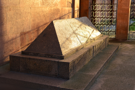 KALININGRAD, RUSSIA - MAY 8, 2015: Tomb of the famous German philosopher Immanuel Kant in Kenigsberg cathedralのeditorial素材