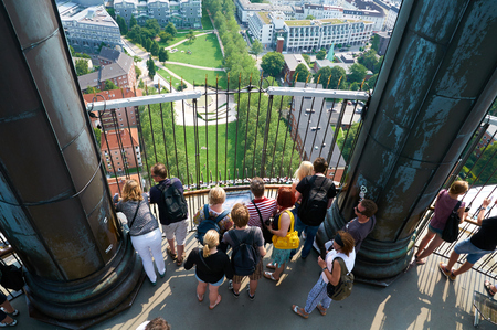 HAMBURG, GERMANY - AUGUST 14, 2015: Visitors on the observation deck, view on Hamburg from St. Michael's Churchのeditorial素材