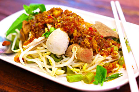 Spicy Meatballs Salad
