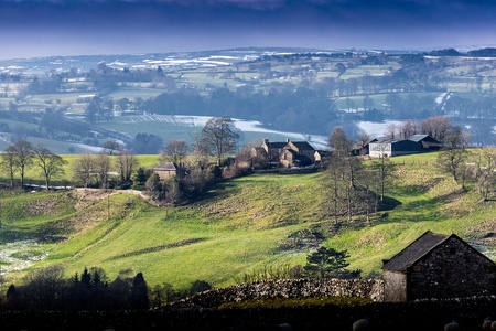 Winter Hillside & Farmの素材