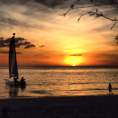 sunset at the beachの素材