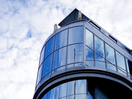 modern architect curved high glass wall facade のeditorial素材