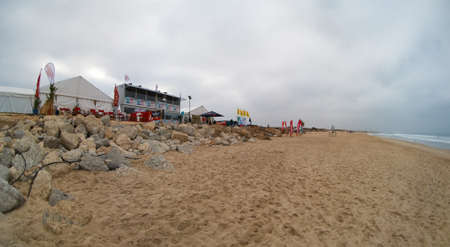 FIGUEIRA DA FOZ, PORTUGAL - SEPTEMBER 17 : View of ASP World Qualifier 6 stars Lusiaves Figueira Pro 2010 September 17, 2010 in Figueira da Foz, Portugalのeditorial素材