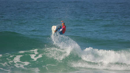 PENICHE, PORTUGAL - OCTOBER 12 : Kelly Slater (USA) in Rip Curl Pro 2010 round 3 October 12, 2010 in Peniche, Portugalのeditorial素材