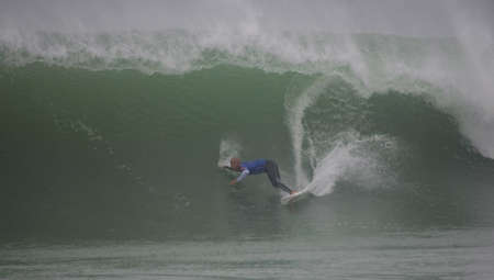 PENICHE, PORTUGAL - OCTOBER 17 : Kelly Slater (USA) in Rip Curl Pro 2011, October 17, 2011 in Peniche, Portugal のeditorial素材