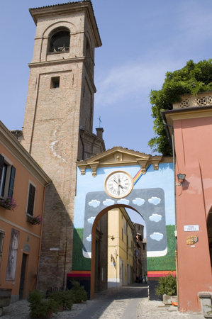 Dozza is an Italian comune in the province of Bologna. Dozza is known for its festival of the painted wall, which takes place every two years. During this festival, famous national and international artists paint steady works on the walls of the houses.の写真素材