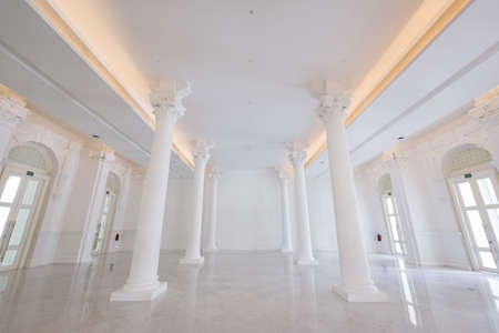 Singapore, 23 Feb 2016: Majestic architecutre of interior of Victoria Concert Hall.のeditorial素材