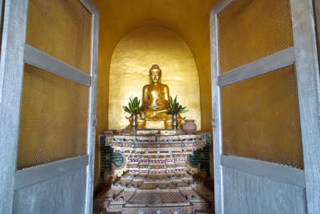 NYAUNG SHWE, MYANMAR â MAY 5: Buddha image at Thale Oo Monastery on May 5, 2012. The monastery is situated in the Thale U Village on Inle Lake.のeditorial素材