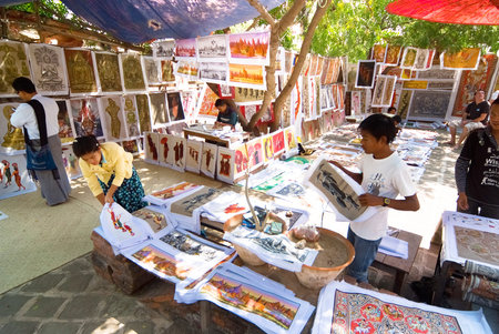 BAGAN, MYANMAR - FEBRUARY 15  Sand paintings for sale outside a temple on February 15, 2011 in Bagan, Myanmar  Sand paintings are popular in Bagan because they are made using sand-covered cloth as a medium rather than ordinary canvasのeditorial素材