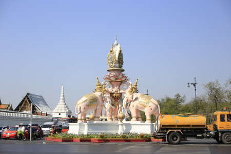 Figurine of elephant in cityのeditorial素材