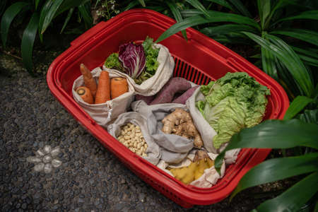 natural shopping bags in old vintage cartの写真素材