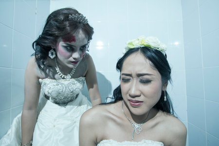 Bride of the Dead,Ghost in Haunted House,Mysterious Woman in White Dress