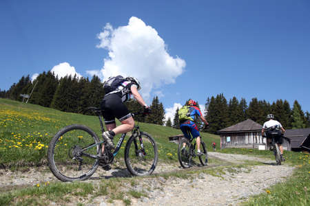 Mountain bike race in the french Alps. France.のeditorial素材