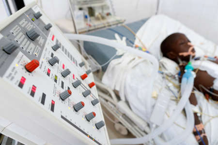 Intensive care unit. Fann hospital. Senegal.のeditorial素材