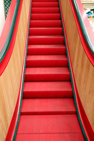 The luxury shopping center Fondaco dei Tedeschi. Venice. Italy.のeditorial素材