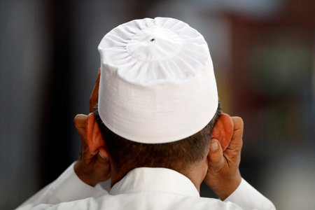 Cholon Jamail Mosque. The Friday prayer (jummah). Muezzin call to prayer. Ho Chi Minh City. Vietnam.のeditorial素材