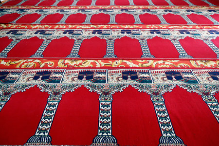 Islamic prayer rug in a mosque.のeditorial素材