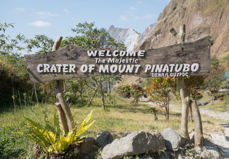 Entrance to Pinatubo crater lakeの写真素材