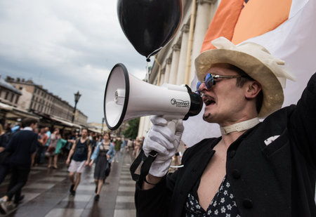 Saint-Petersburg, Russia - June 16, 2016:  Bloomsday the annual worldwide festival fans the famous Irish writer James Joyce. Costume parade through the streets of the city.のeditorial素材