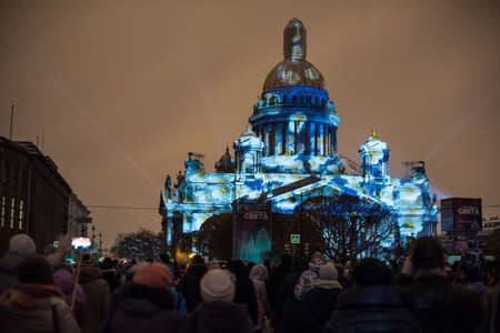Saint-Petersburg, Russia - November 4, 2016: Issakievsky Cathedral - the main attraction during the festival of light in the late evening.のeditorial素材
