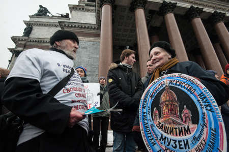Saint-Petersburg, Russia - February 12, 2017: A meeting of protest against the transfer of St. Isaac's Cathedral Russian Orthodox Church. At this time, St. Isaac's Cathedral is a museum.のeditorial素材