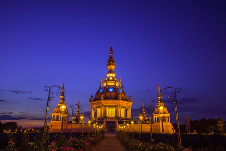 Buddhist Pagoda in twilight at Wat Thung Setthi, Khoankaen, Thailandの写真素材
