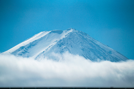 Zoom in beautiful Fuji san taken from Kawaguchiko lake in Yamanashi, Japanの写真素材