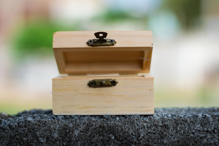 empty wooden treasure boxの写真素材