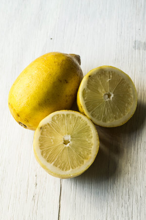 lemons on woodenの写真素材
