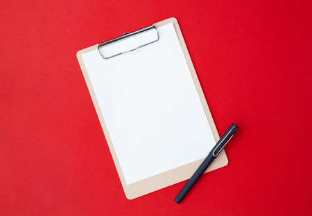 Vintage white space do paper list mockup flat lay on red table top background texture concept blank note on workspace desk office, pastel plan note 2019, business valentine idea empty text view, back to schoolの写真素材