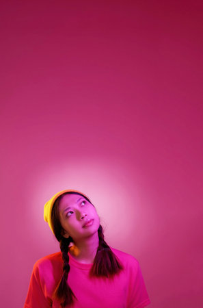 Inspiration moment idea eureka woman thought lightの写真素材