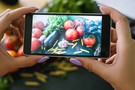mobile food photography advertisment photo e-commerce technology conceptの写真素材