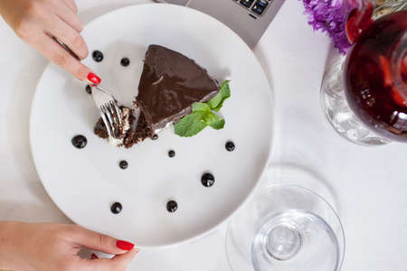 food photography art chocolate cake dessert recipe creativity conceptの写真素材