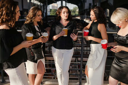 coffee break partners friends work concept. women heart-to-heart talks.の写真素材