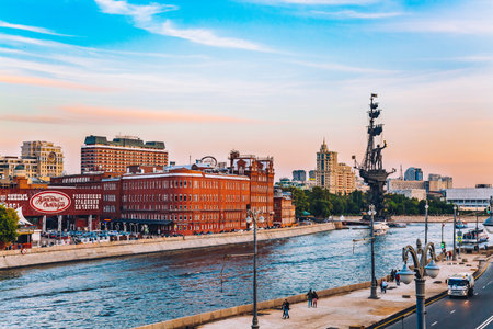 Moscow, Russia - September 9, 2017: Panorama of Yakimanka District and quay. Buildings of Krasny Oktyabr chocolate factory. Beautiful view of Gorky Park garden, Museon, the Peter the Great Statue.のeditorial素材