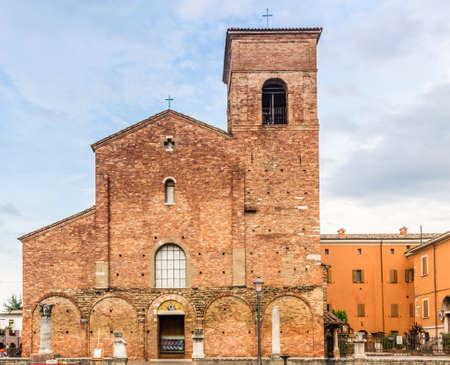 the ancient brick walls of the majestic and gigantic basilica of St. Vicinio in Sarsina in Emilia Romagna in Italy, Roman church of the first century ADのeditorial素材