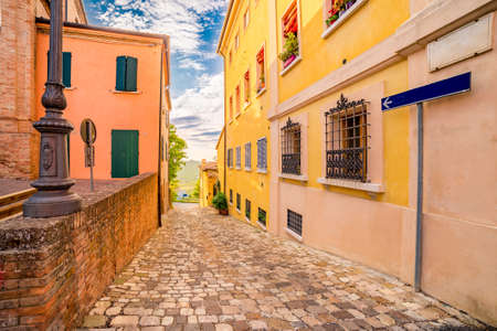 cobbled streets streets of a small hilltop village in Emilia Romagna in Italyの写真素材